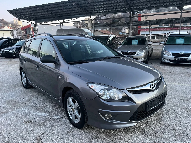 Hyundai I30, снимка 2 - Автомобили и джипове - 43384285