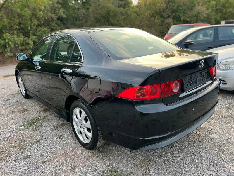 Honda Accord 2.2 I-CTDI КОЖА//ФЕЙС, снимка 3 - Автомобили и джипове - 47326857