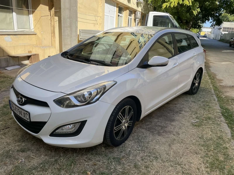 Hyundai I30 1.6, снимка 1 - Автомобили и джипове - 47496444