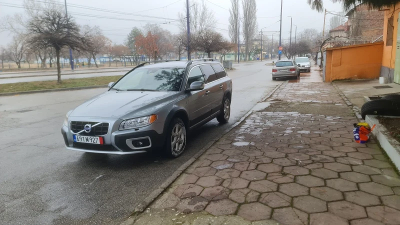 Volvo Xc70 Volvo xc70/D5/215к.с./швейцария/ ТОП, снимка 3 - Автомобили и джипове - 48930561