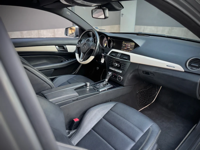 Mercedes-Benz C 180 AMG/// EDITION1///Нов двигател, снимка 7 - Автомобили и джипове - 50799084