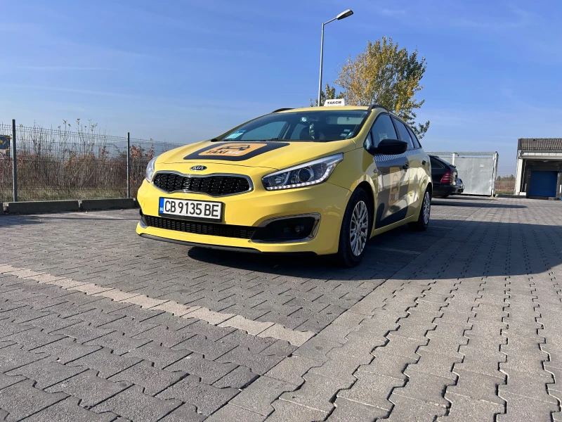 Kia Ceed 1.0 TGDI, снимка 6 - Автомобили и джипове - 52136851