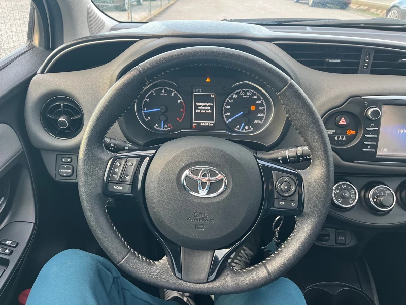 Toyota Yaris 1.0 NaVi, снимка 12 - Автомобили и джипове - 52698759