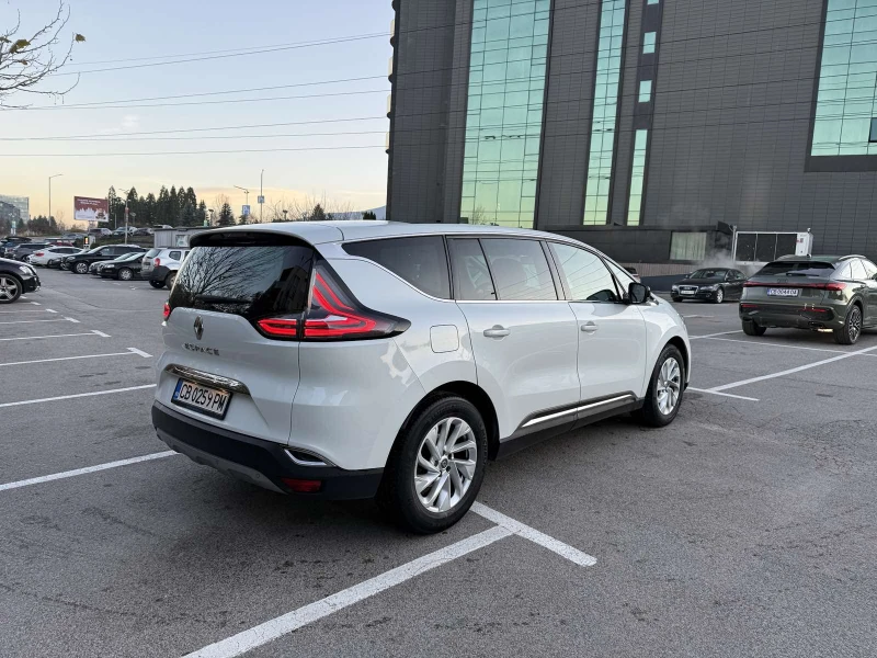 Renault Espace 1.6 DCI, снимка 7 - Автомобили и джипове - 52799537