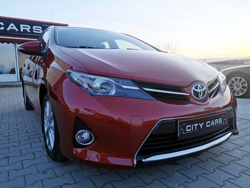 Toyota Auris 1.4 D4D, снимка 3 - Автомобили и джипове - 52816411
