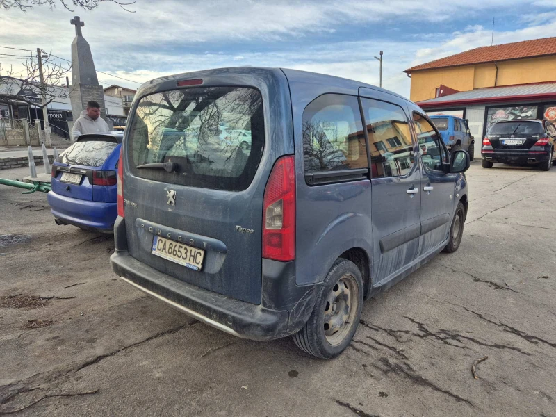Peugeot Partner 1.6HDI 90, снимка 3 - Автомобили и джипове - 53002343