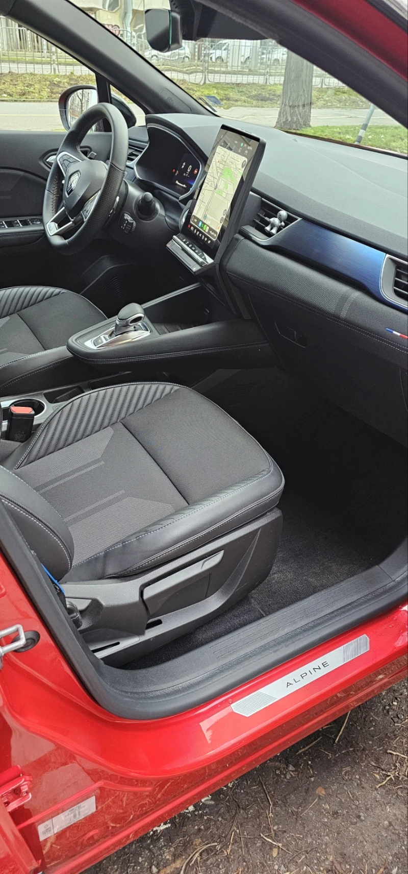 Renault Captur Alpine, снимка 8 - Автомобили и джипове - 53124355