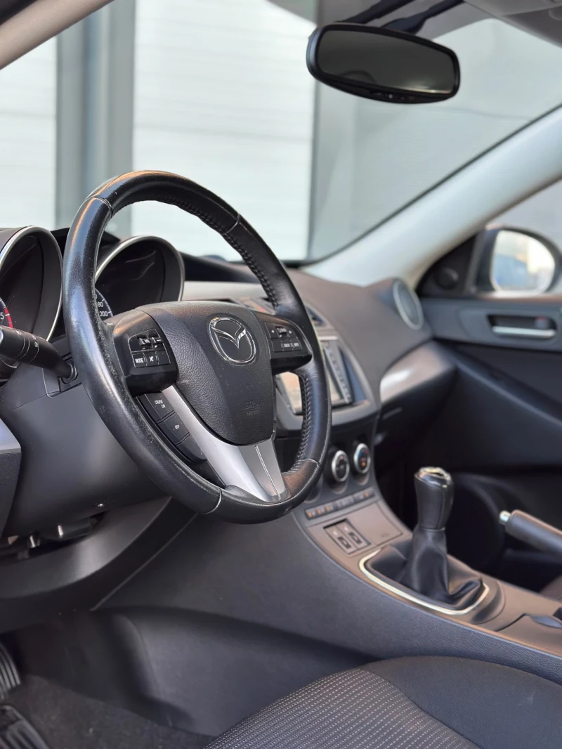 Mazda 3 * 1.6* FACELIFT* , снимка 15 - Автомобили и джипове - 53135890