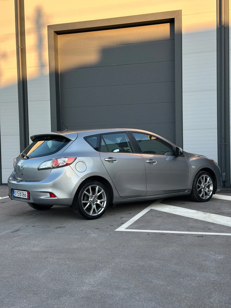 Mazda 3 * 1.6* FACELIFT* , снимка 3 - Автомобили и джипове - 53135890