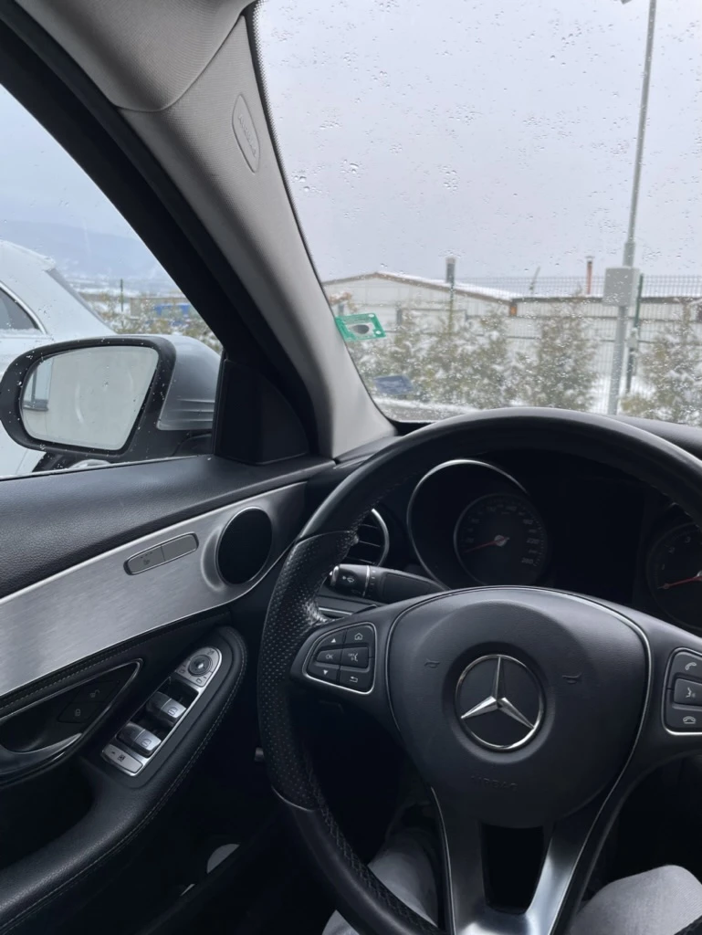 Mercedes-Benz C 180, снимка 8 - Автомобили и джипове - 52332646