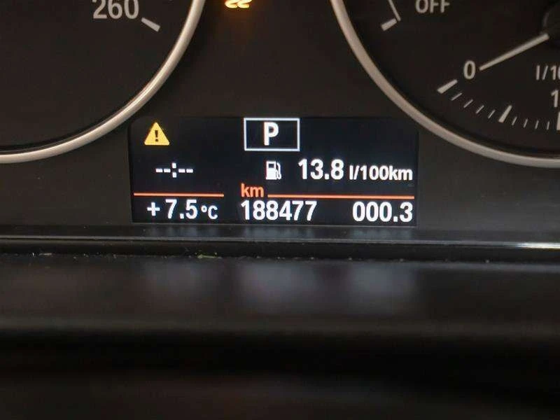 BMW 320 * CARFAX * ЦЕНА ДО БГ, снимка 15 - Автомобили и джипове - 53246166