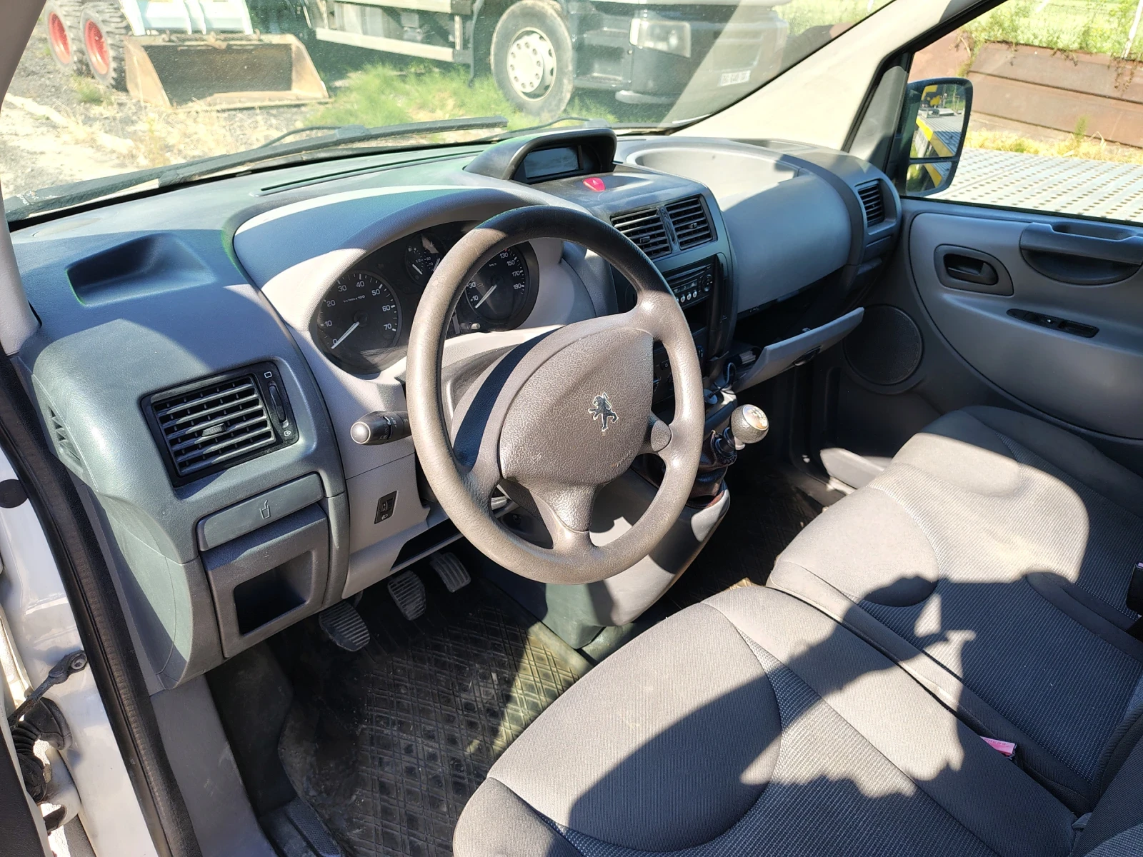 Peugeot Expert 2.0 HDI - изображение 2