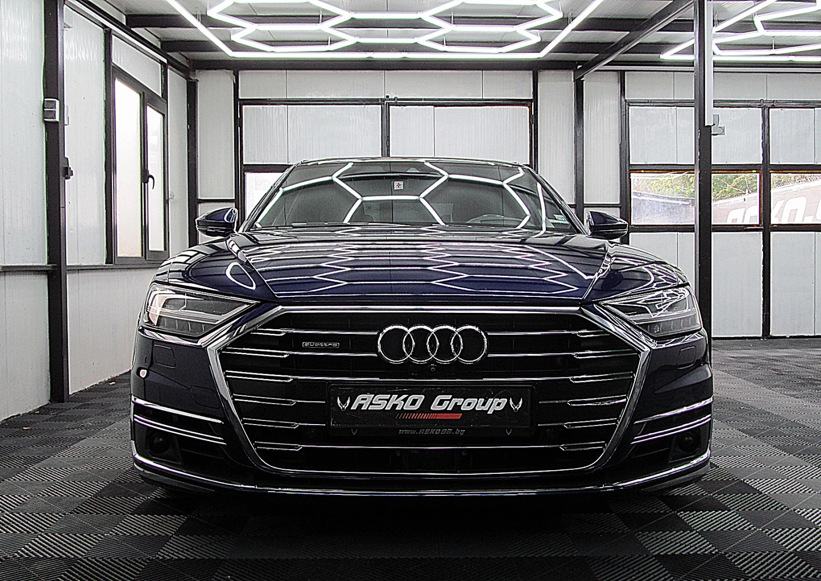 Audi A8 2xTV/3D-kamera/ПОДГРЕВ ОБДУХВАНЕ СОБСТВЕН ЛИЗИНГ - изображение 2