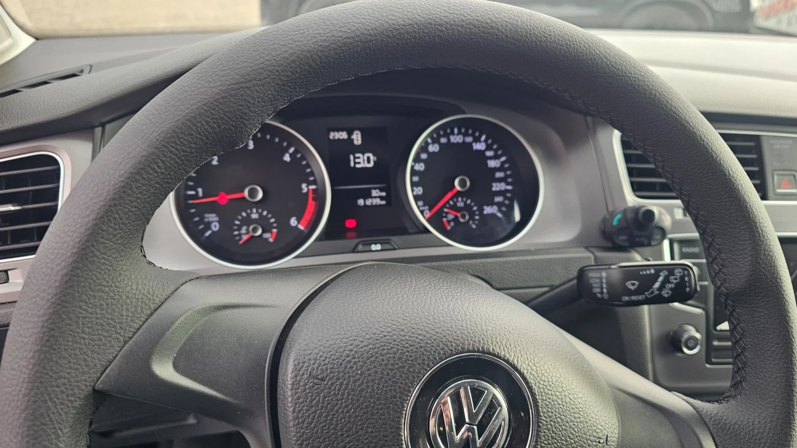 VW Golf 1.6TDI | Mobile.bg   14