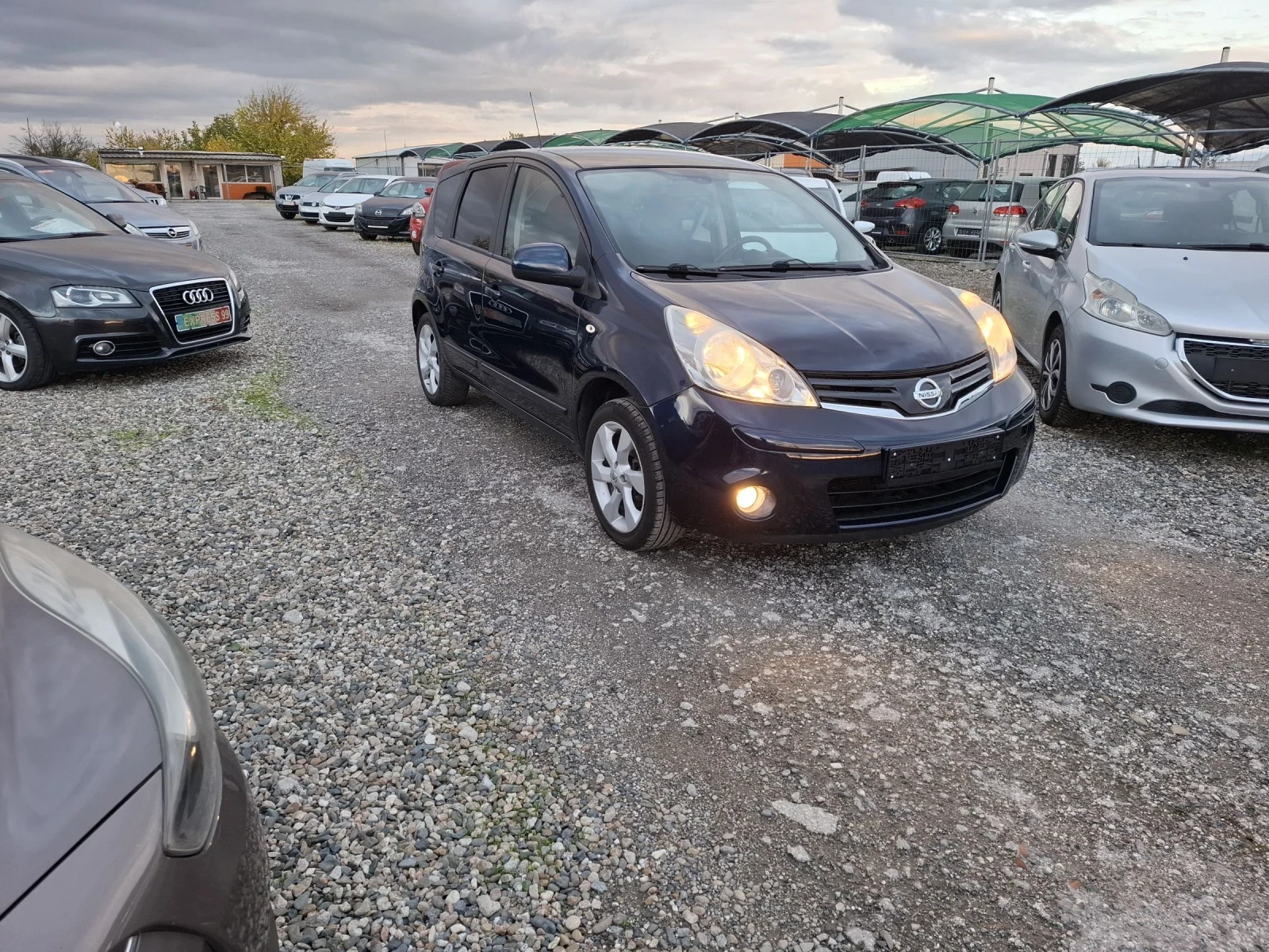 Nissan Note 1.6i - изображение 2