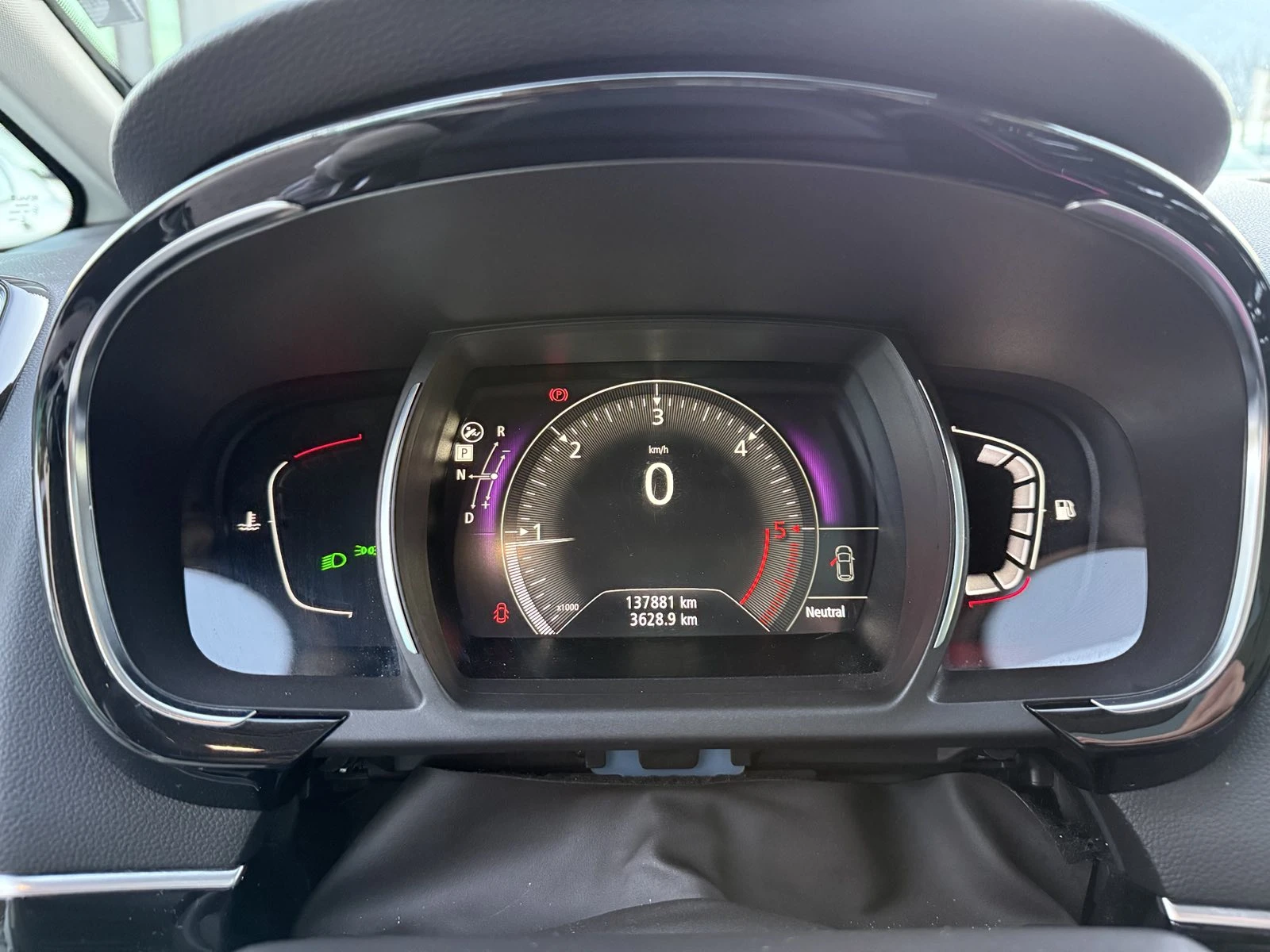 Renault Espace 1.6 DCI - изображение 10