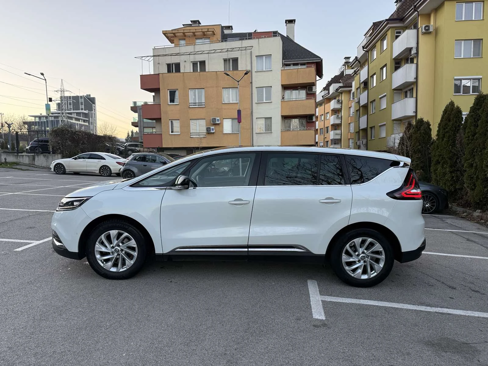 Renault Espace 1.6 DCI - изображение 4