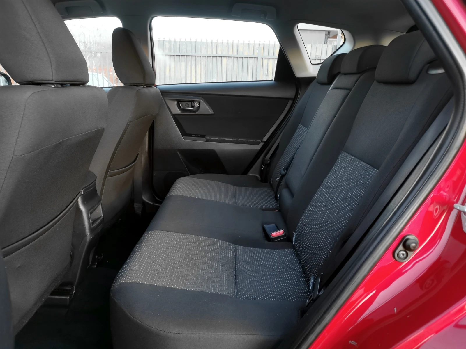 Toyota Auris 1.4 D4D | Mobile.bg � ����������� 15