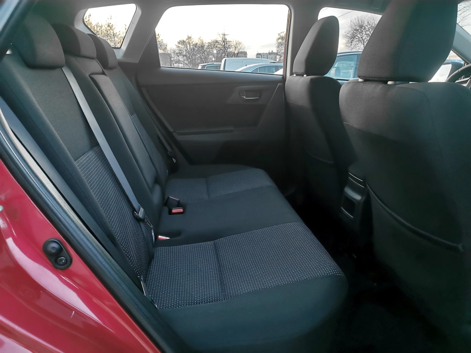 Toyota Auris 1.4 D4D | Mobile.bg � ����������� 16