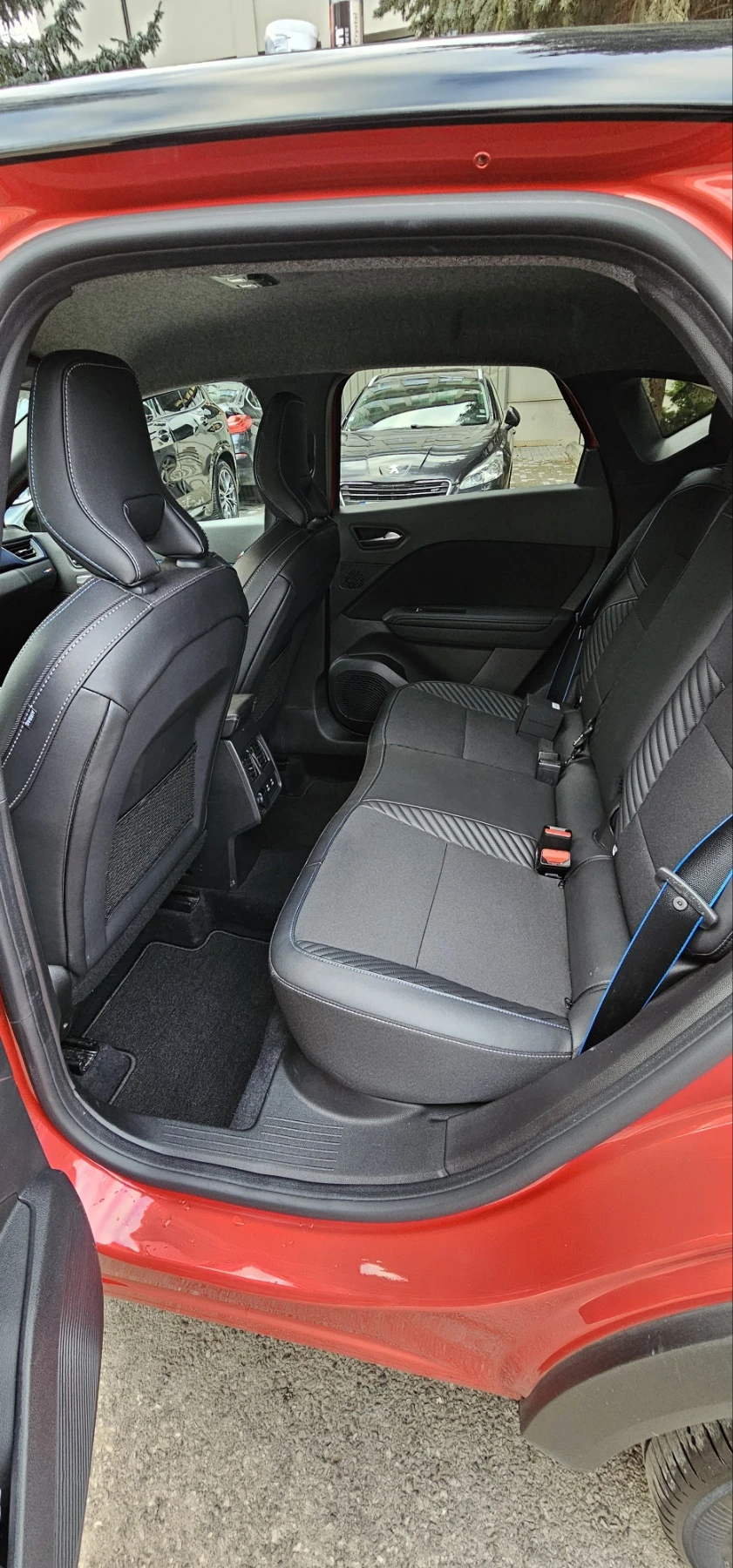 Renault Captur Alpine - изображение 10