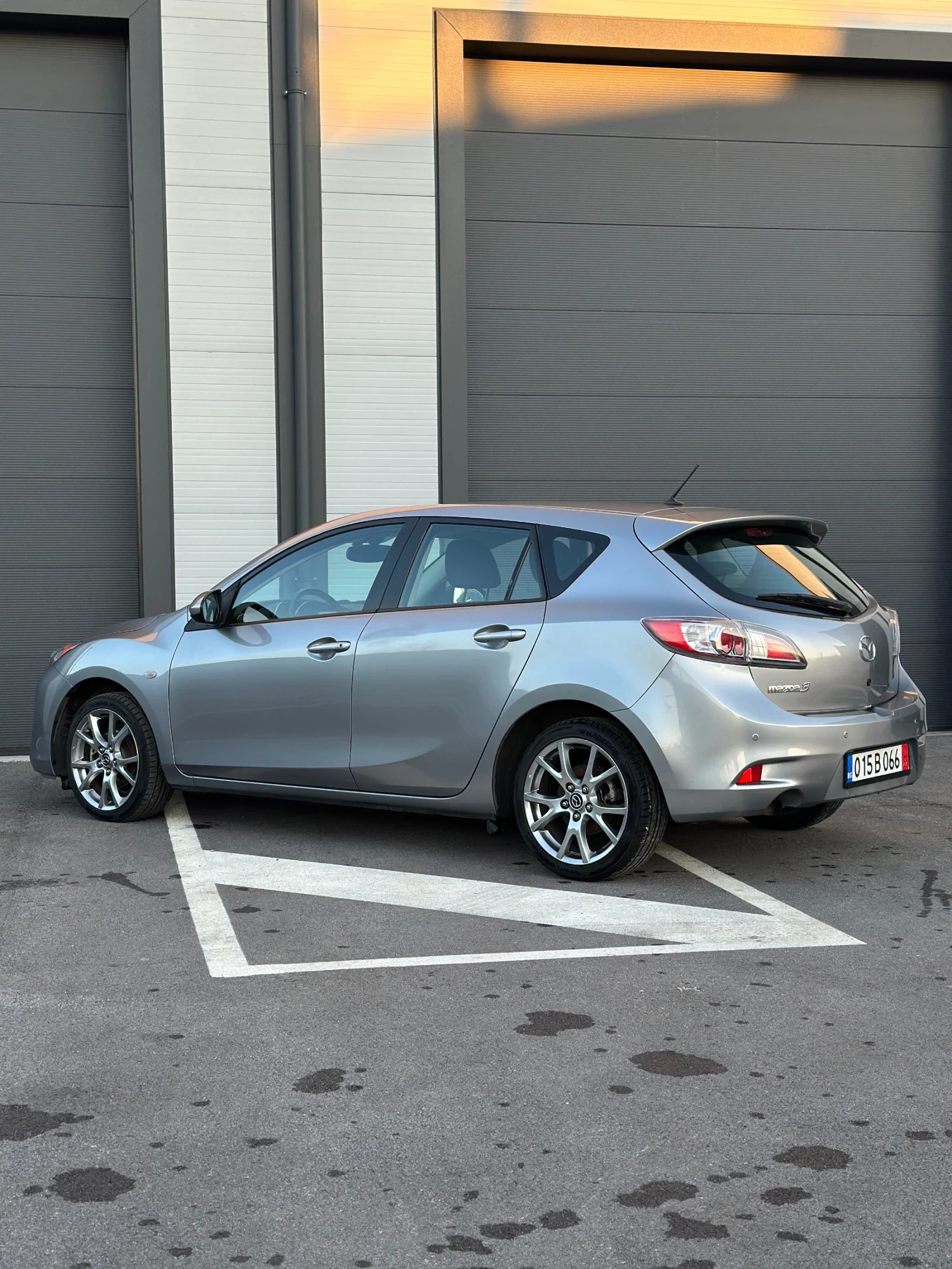 Mazda 3 * 1.6* FACELIFT*  | Mobile.bg � ����������� 4