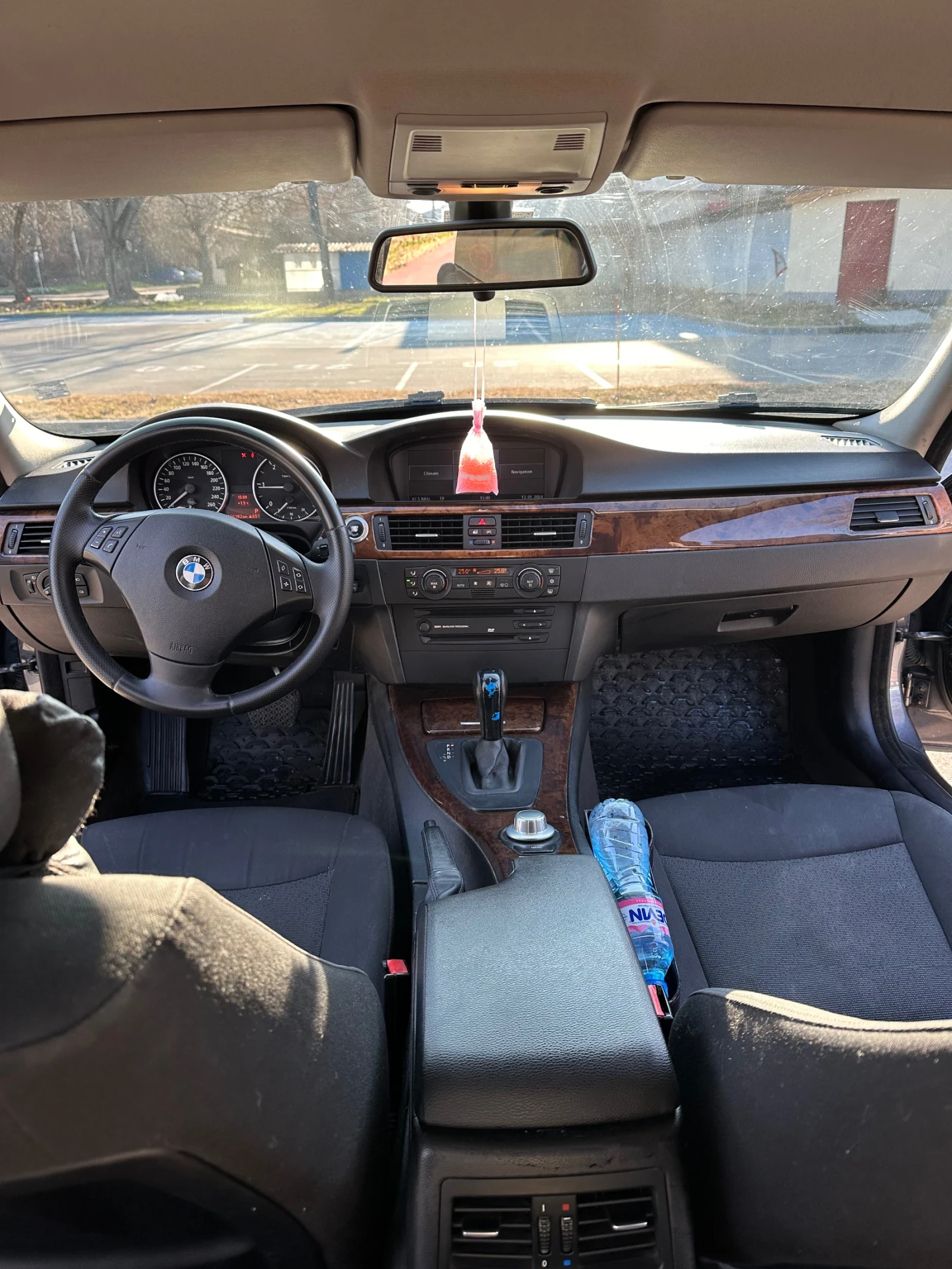 BMW 320  - изображение 4