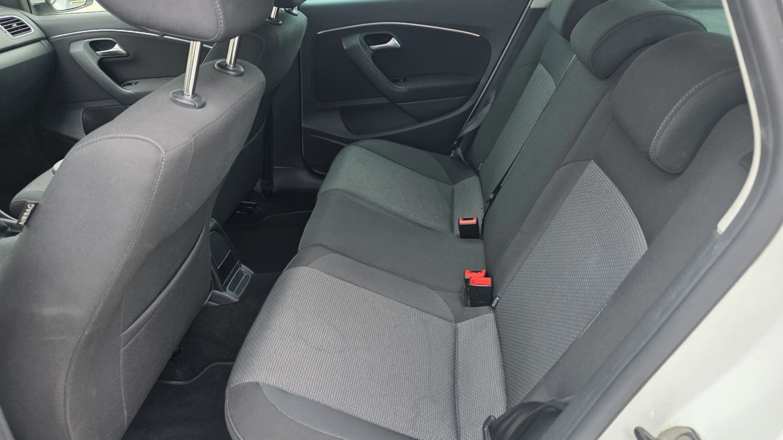 VW Polo 1, 2 Климатик EURO 6 TSI BLUEMOTION - изображение 9