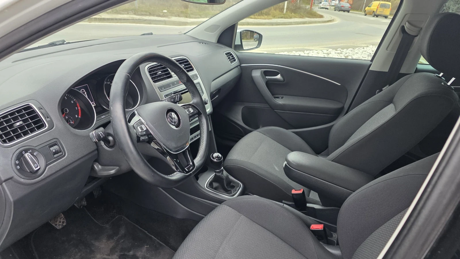 VW Polo 1, 2 Климатик EURO 6 TSI BLUEMOTION - изображение 8