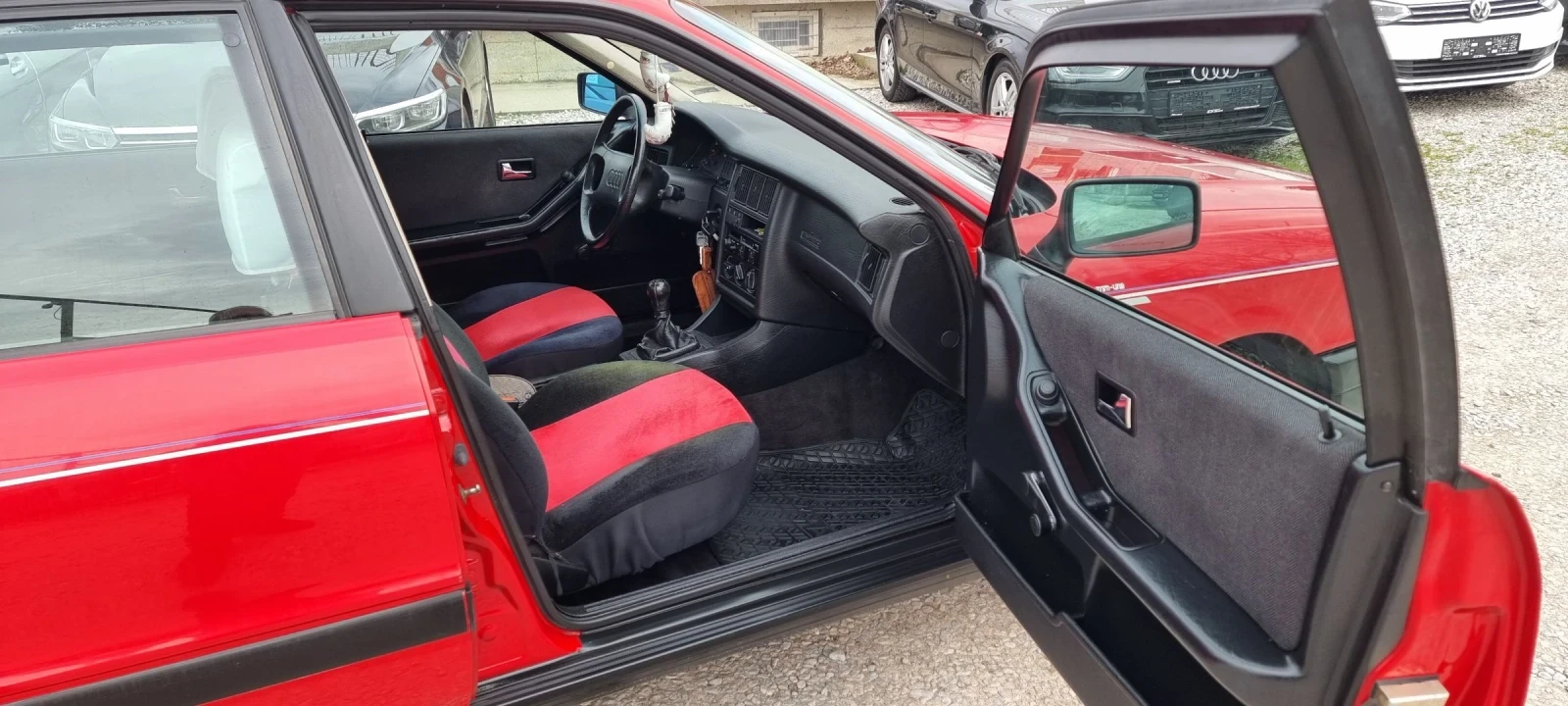 Audi 80 1.8 s, снимка 10 - Автомобили и джипове - 53965869