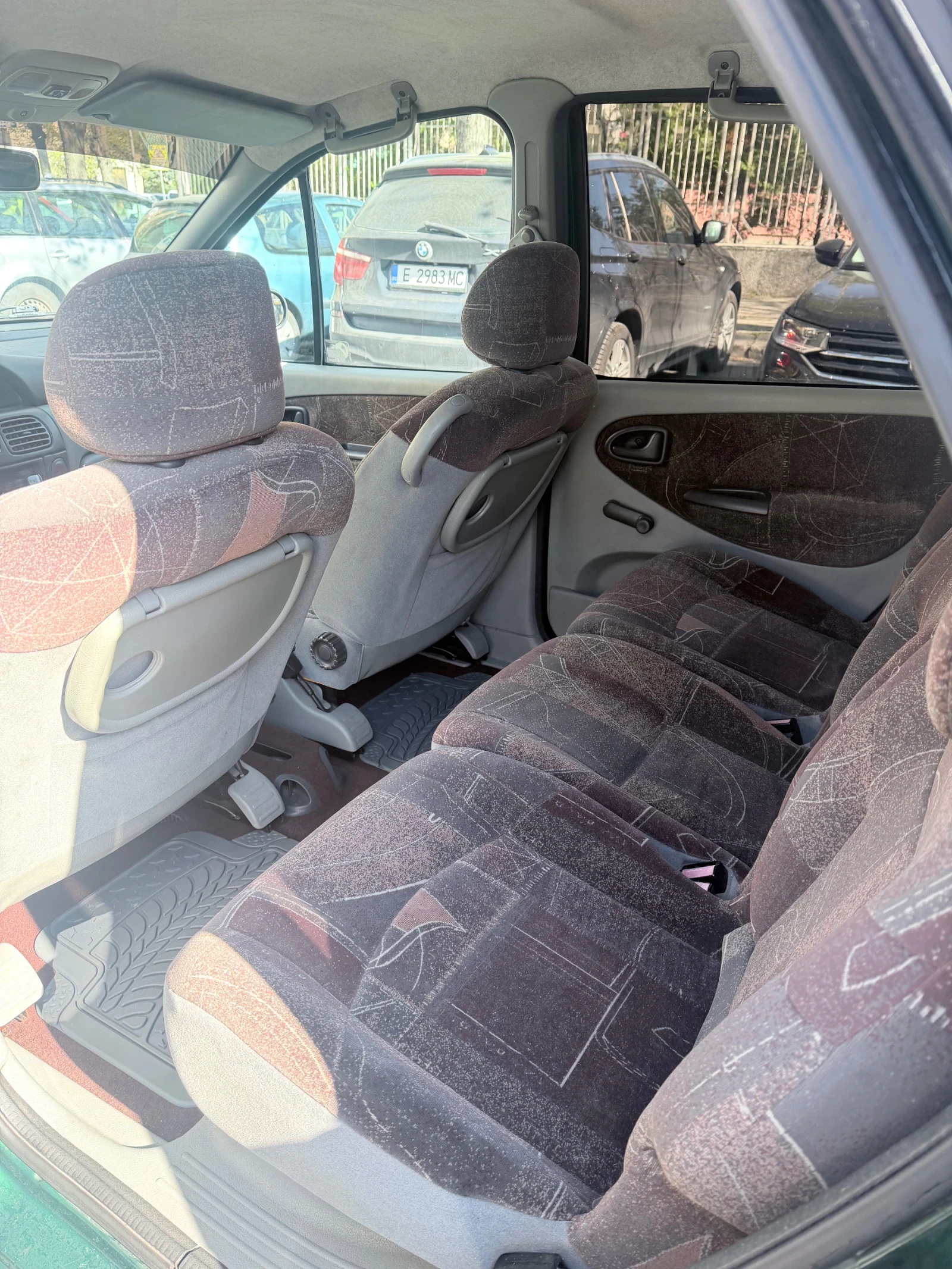 Renault Scenic, снимка 9 - Автомобили и джипове - 54155508