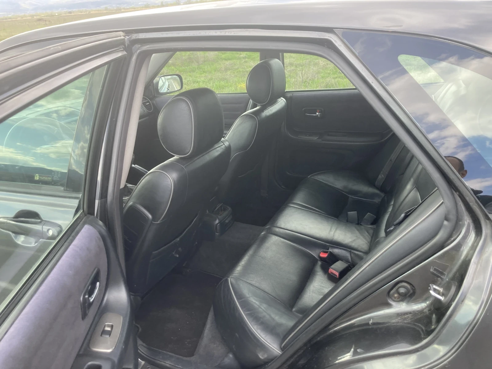 Lexus IS 200 Шпер, снимка 6 - Автомобили и джипове - 54159462