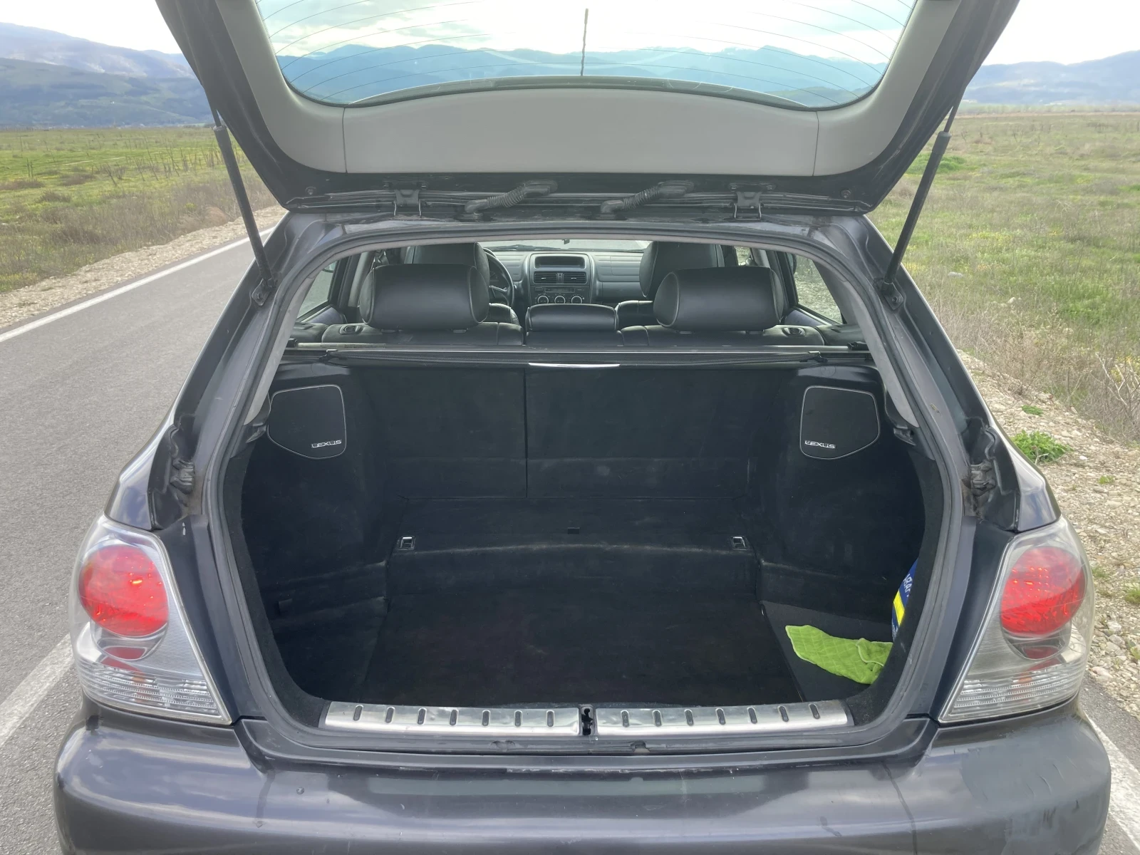 Lexus IS 200 Шпер, снимка 5 - Автомобили и джипове - 54159462