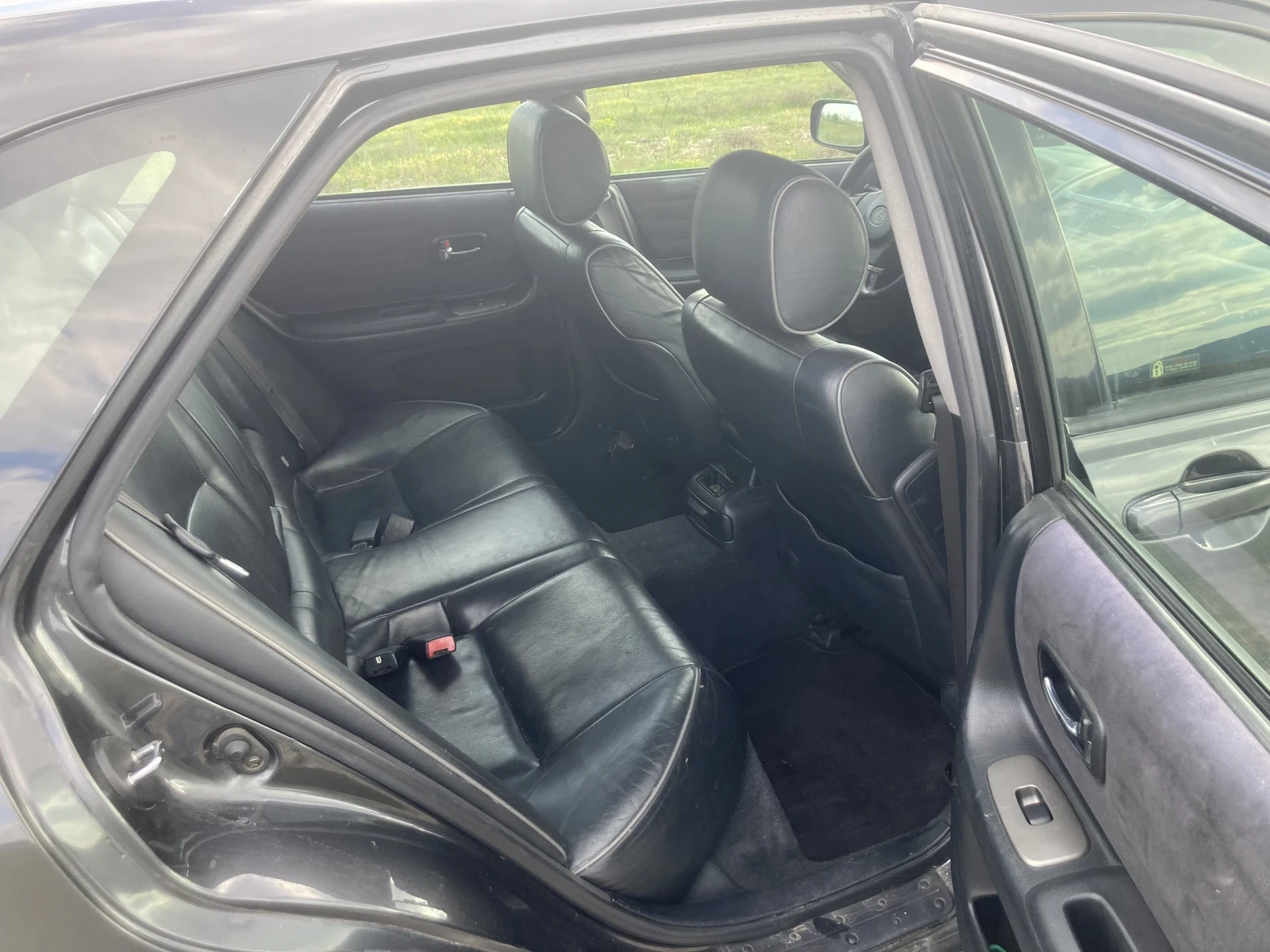 Lexus IS 200 Шпер, снимка 8 - Автомобили и джипове - 54159462