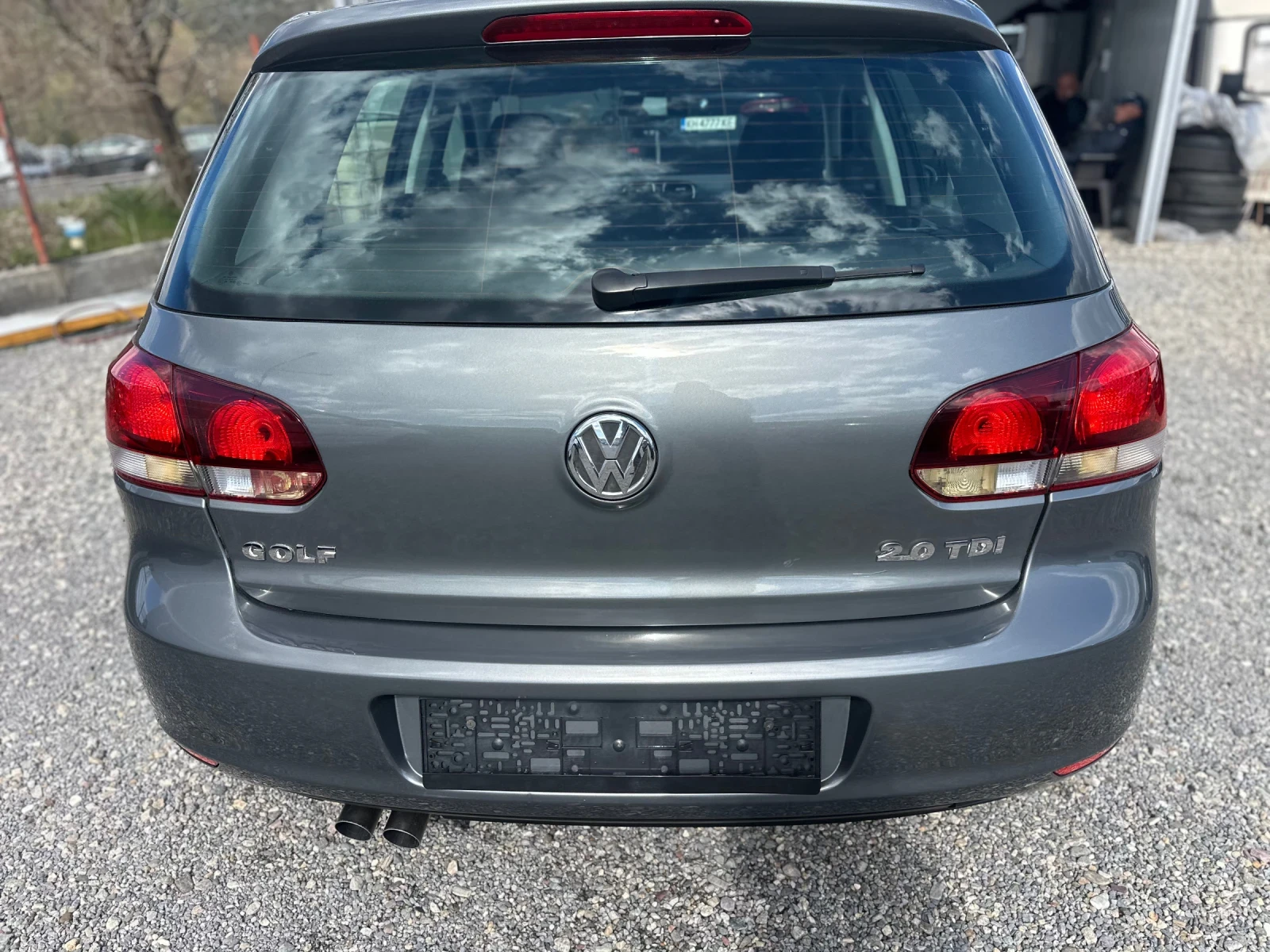 VW Golf 2.0TDI АВТОМАТ, снимка 5 - Автомобили и джипове - 54239283