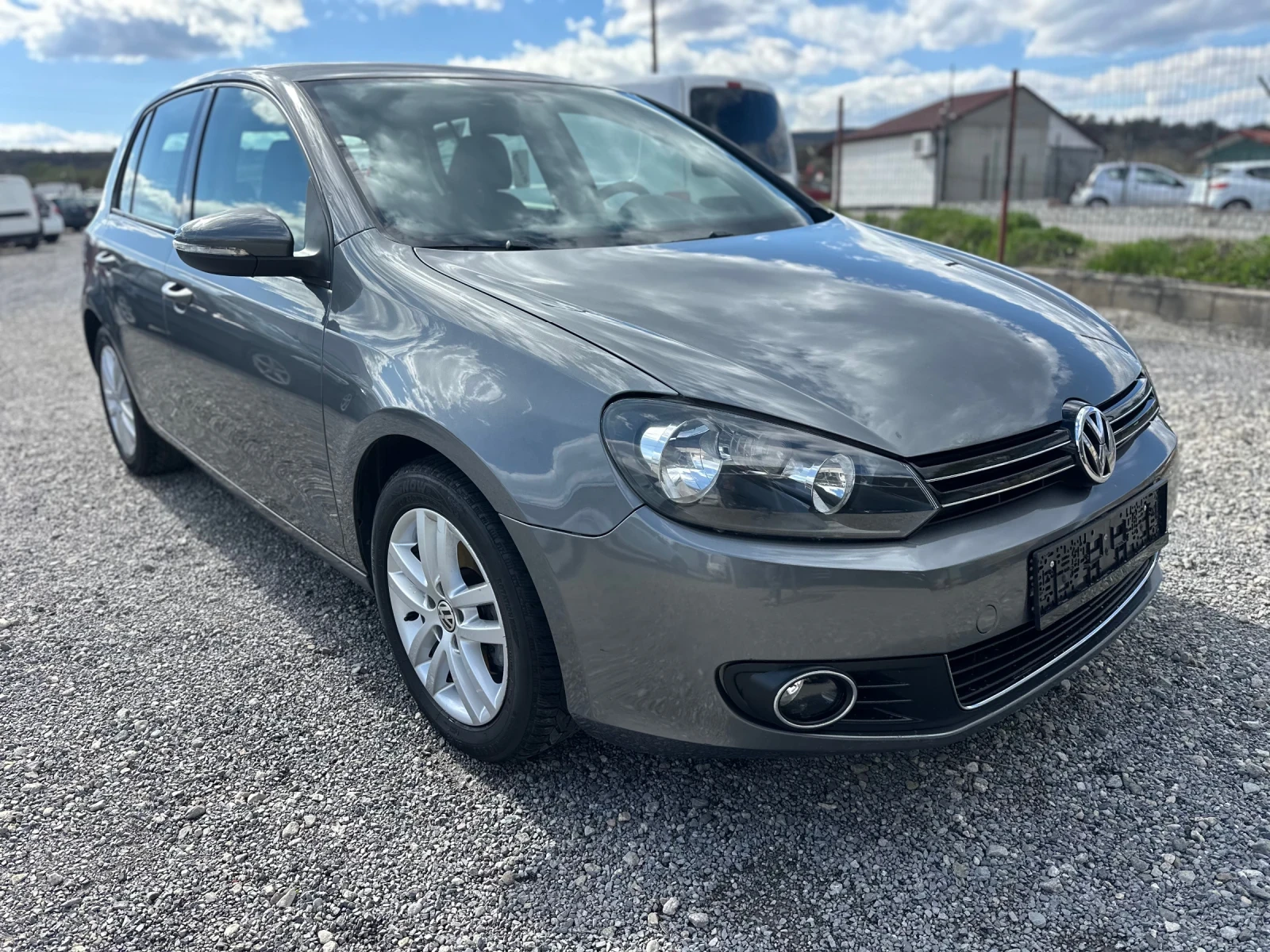 VW Golf 2.0TDI АВТОМАТ, снимка 3 - Автомобили и джипове - 54239283