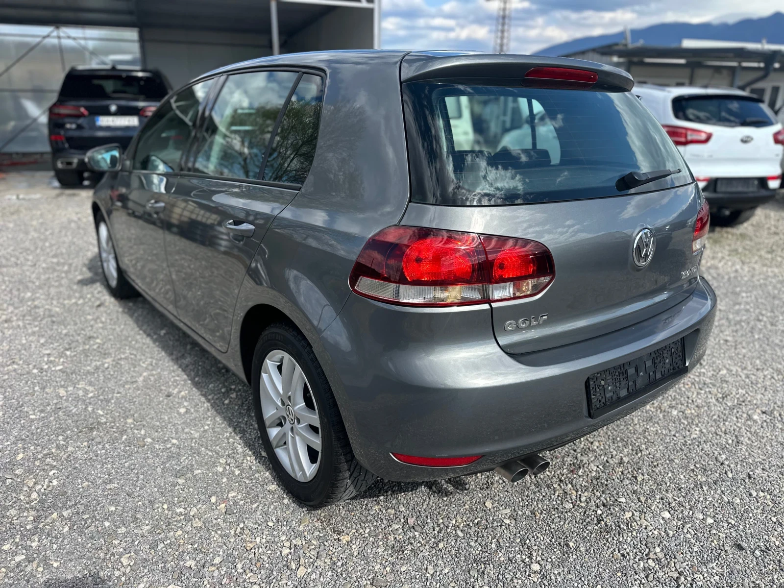 VW Golf 2.0TDI АВТОМАТ, снимка 6 - Автомобили и джипове - 54239283