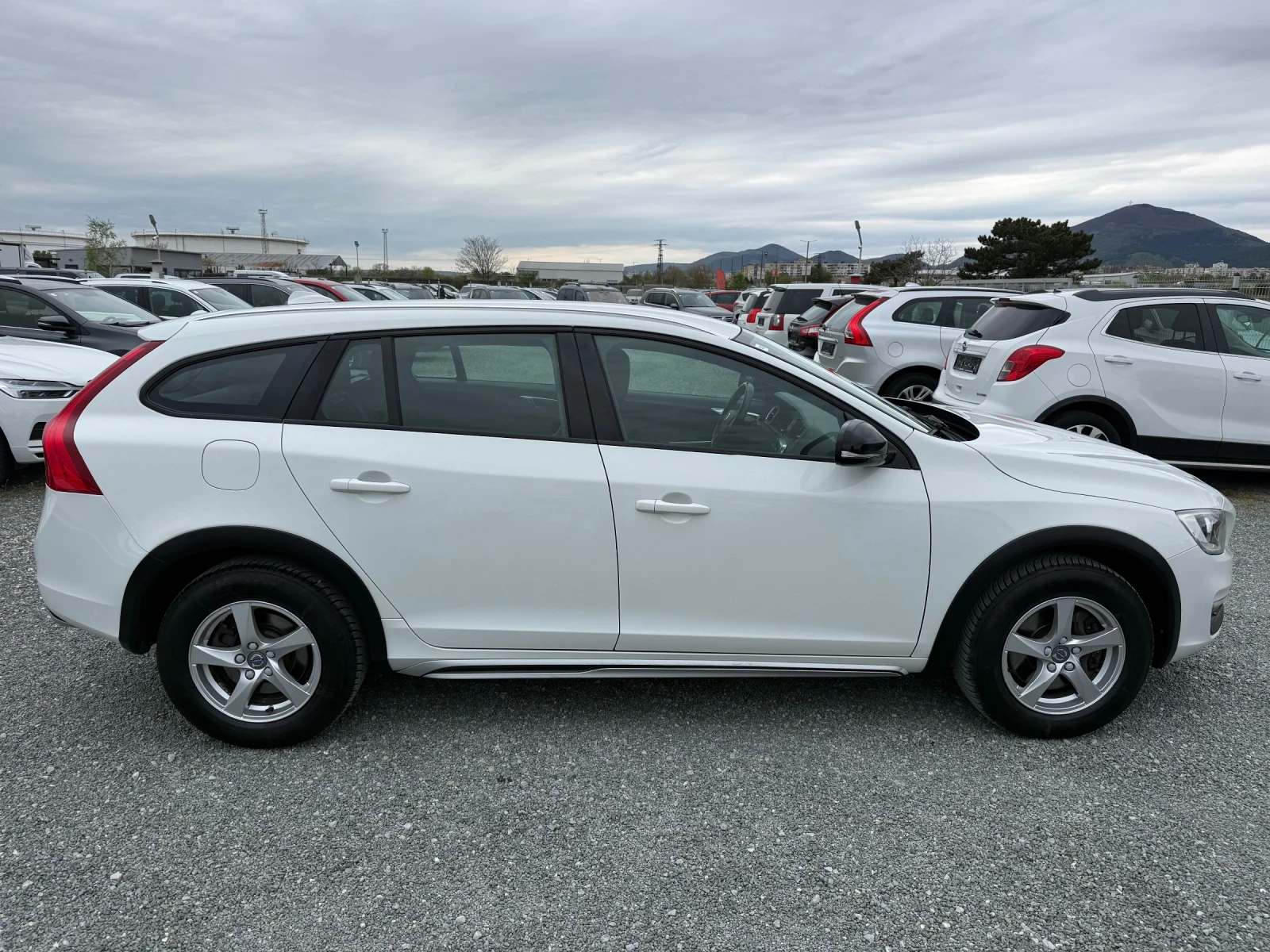 Volvo V60 Cross Country (KATO ����) | Mobile.bg � ����������� 4