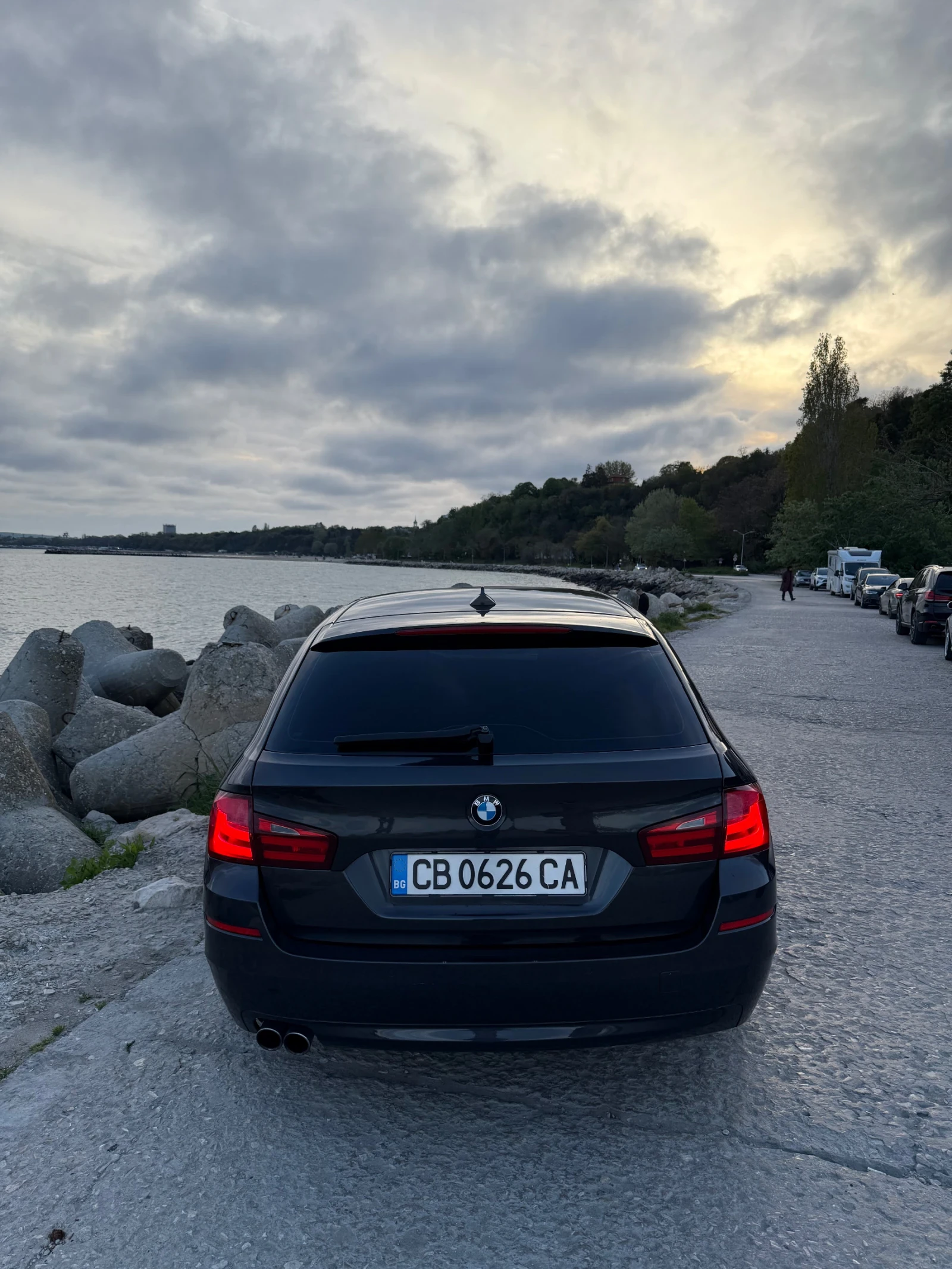 BMW 520, снимка 4 - Автомобили и джипове - 54459613