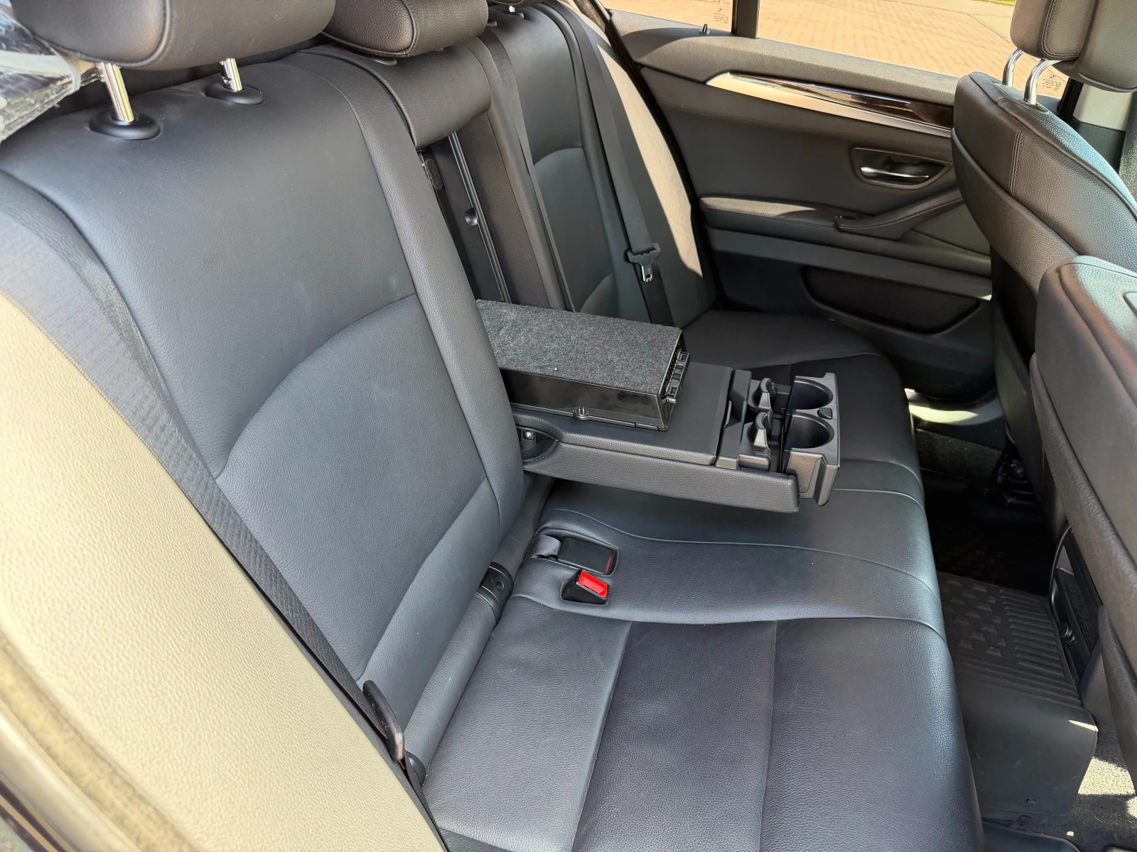 BMW 528 528 XDrive, снимка 12 - Автомобили и джипове - 54711852