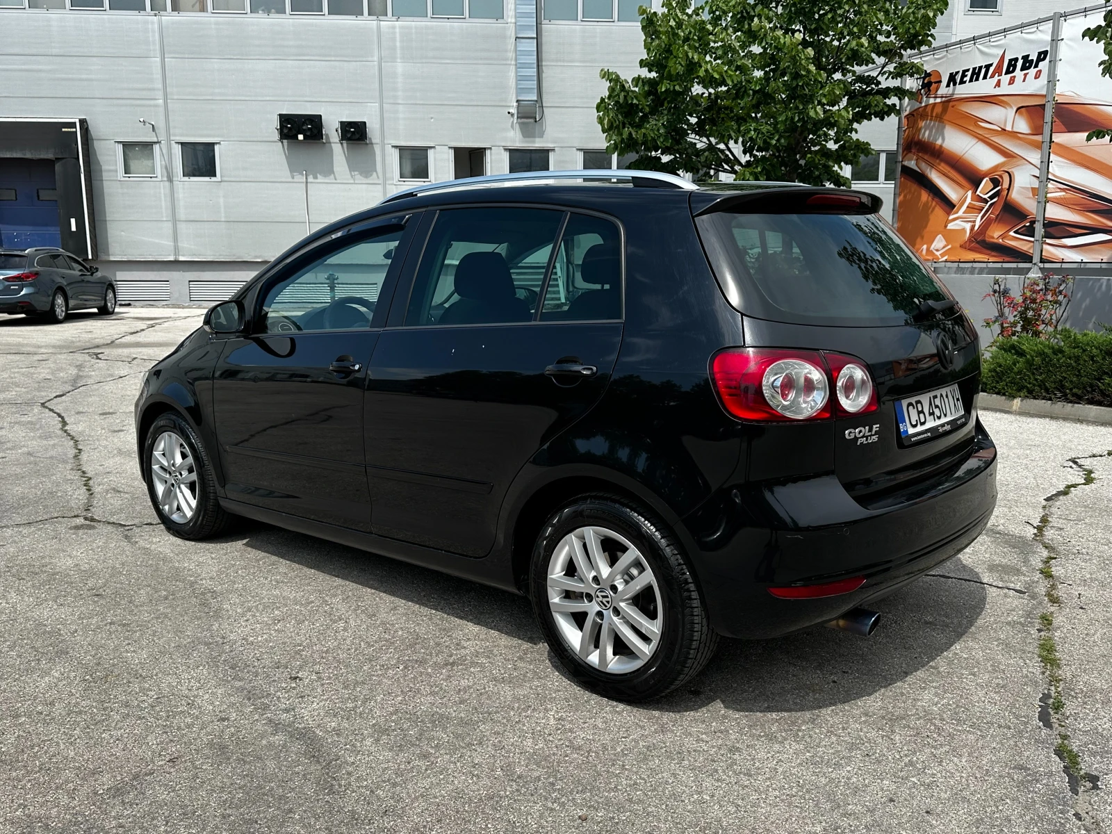 VW Golf Plus 1.6d 105 к.с. , снимка 3 - Автомобили и джипове - 55022459