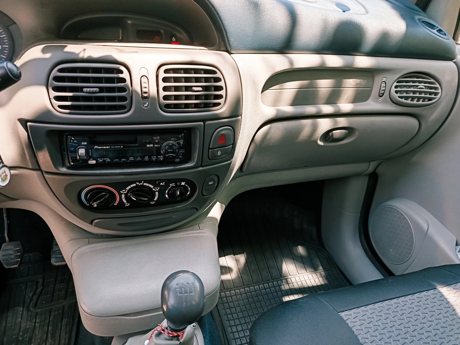 Renault Scenic | Mobile.bg � ����������� 8