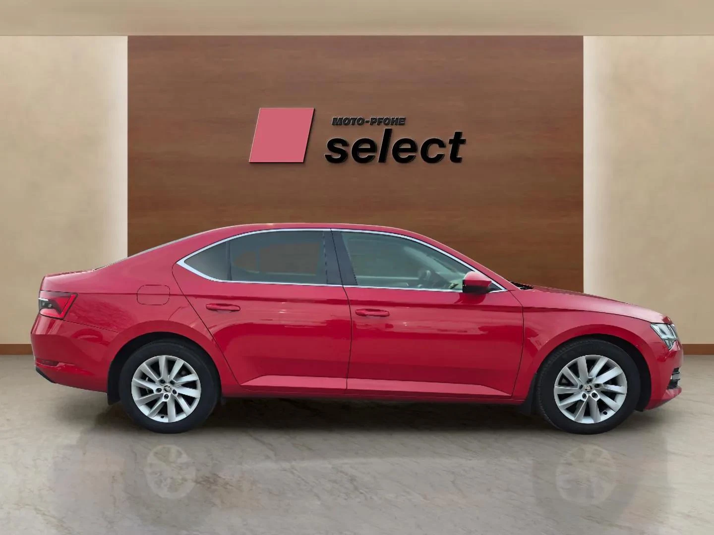 Skoda Superb 2.0 TDCi, снимка 4 - Автомобили и джипове - 55658500