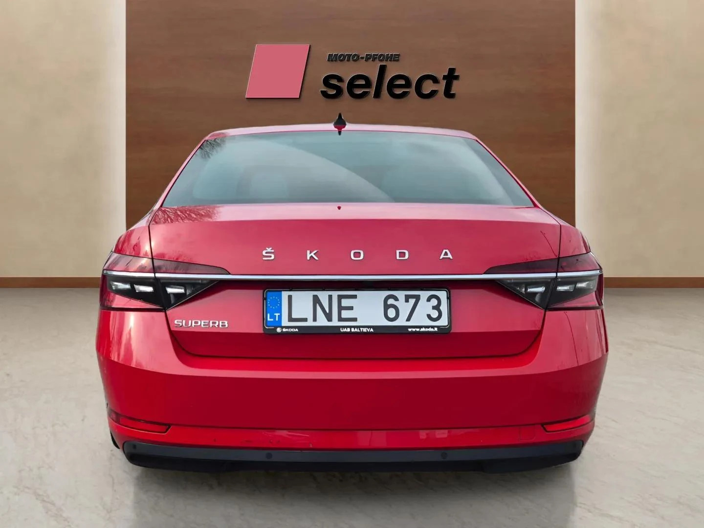 Skoda Superb 2.0 TDCi, снимка 6 - Автомобили и джипове - 55658500