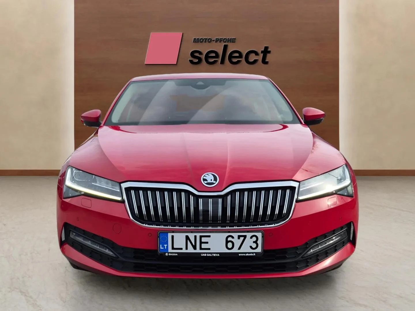 Skoda Superb 2.0 TDCi, снимка 2 - Автомобили и джипове - 55658500