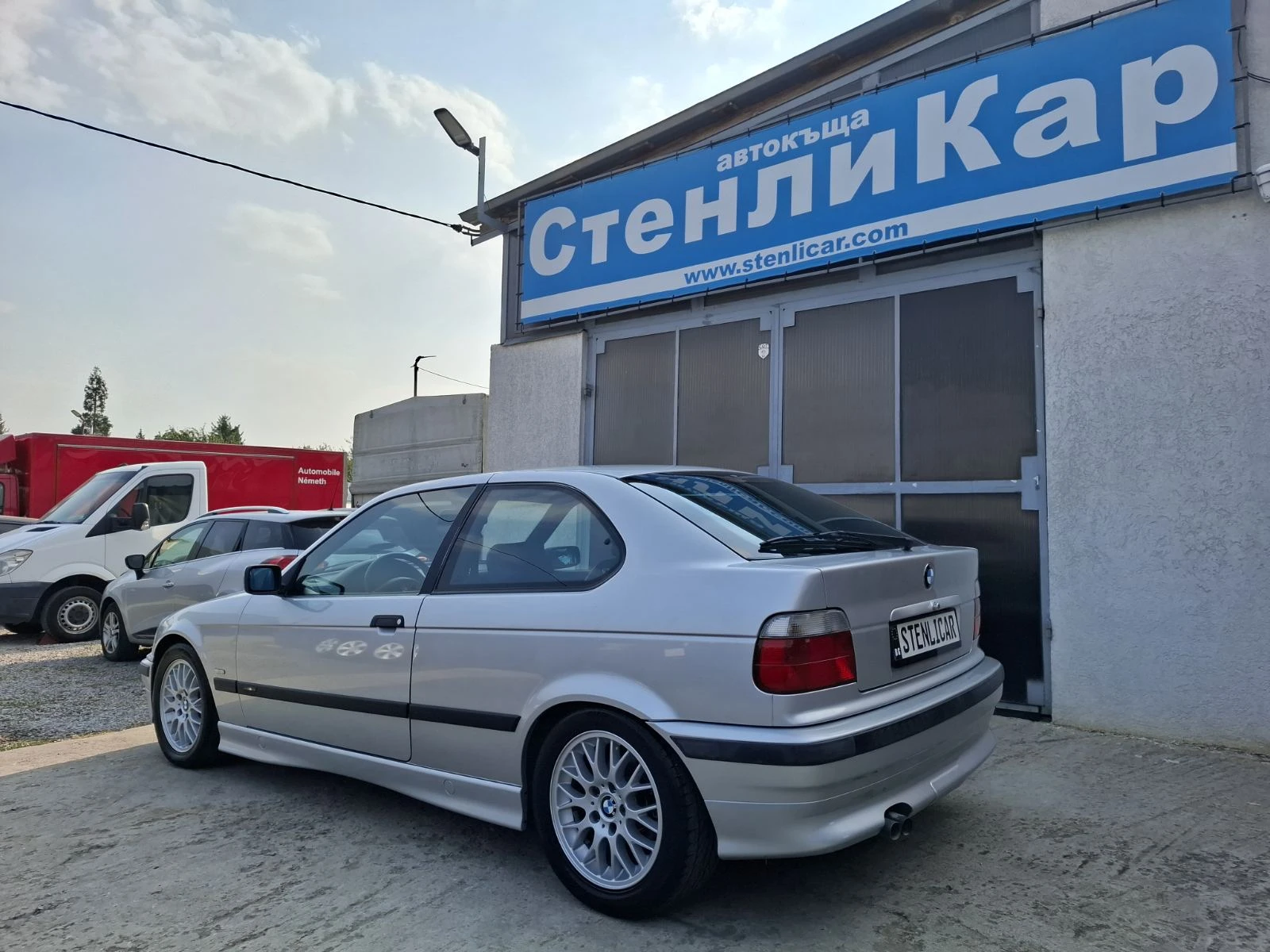 BMW 323 Sport Edition - M52B25 - A/C, снимка 2 - Автомобили и джипове - 55767732