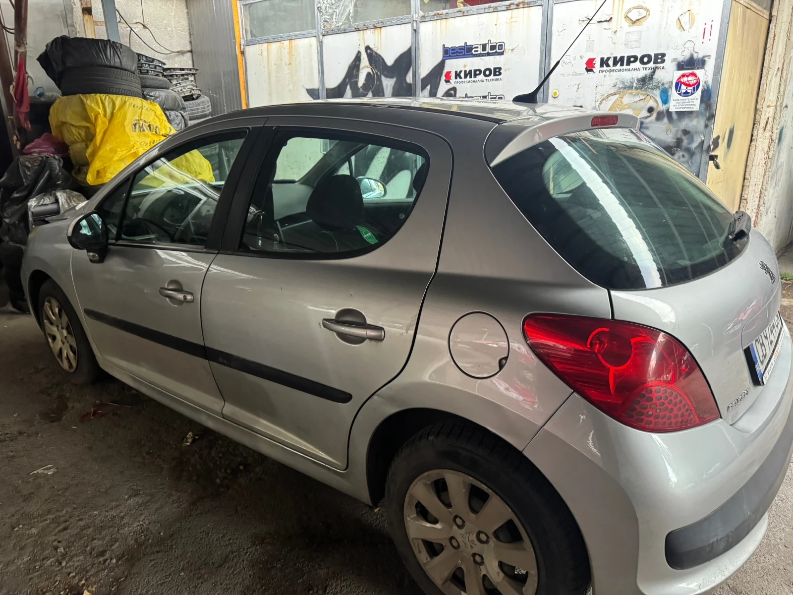 Peugeot 207 1.6