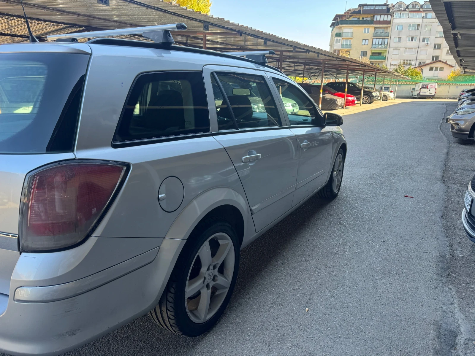 Opel Astra 1.7 CDTI , снимка 4 - Автомобили и джипове - 56595471