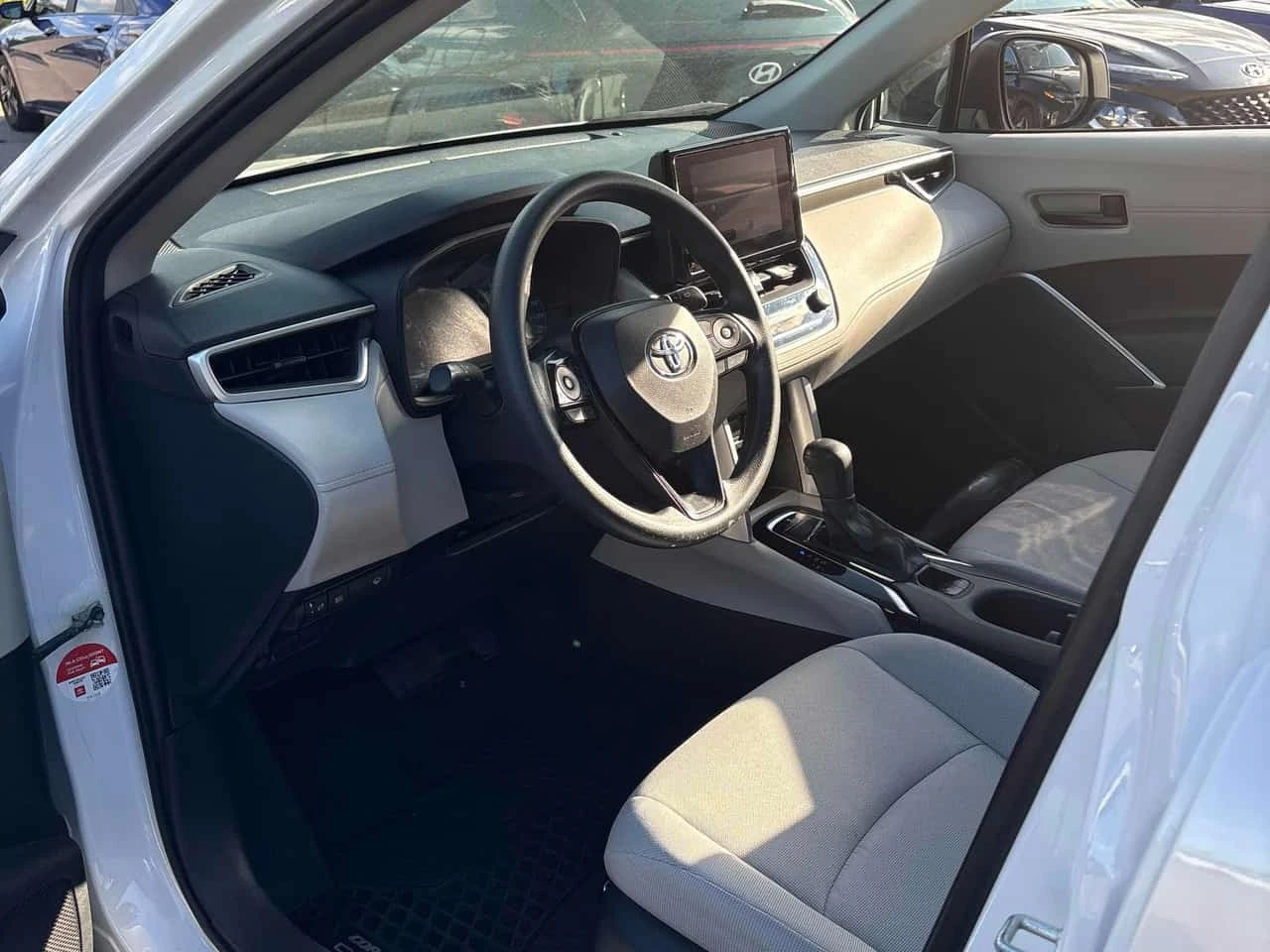 Toyota Corolla Cross * L * CARFAX *  | Mobile.bg � ����������� 5