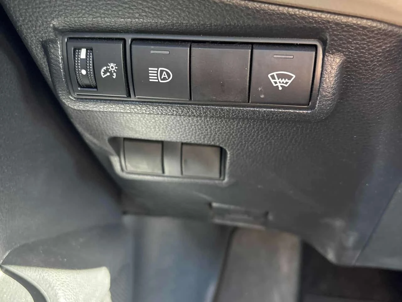 Toyota Corolla Cross * L * CARFAX *  | Mobile.bg � ����������� 16