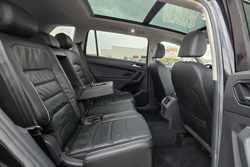 VW Tiguan Allspace PREMIUM R-LINE , снимка 12 - Автомобили и джипове - 49311871